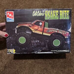 1994 AMT Snake Bite Monster Truck Model Kit